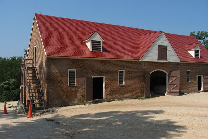 Private Mt. Vernon/Arlington Cemetery Tour for up to 10 Guests - Meals, breaks, and water: a long day made easier