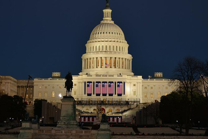 Private Night-Time Monuments Tour of DC for up to 10 Guests - Washington Monument and the big photo views between stops