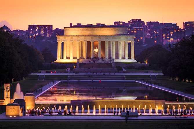 Private Tour In different languages - Lincoln Memorial: ABE sculpture photos and a city view