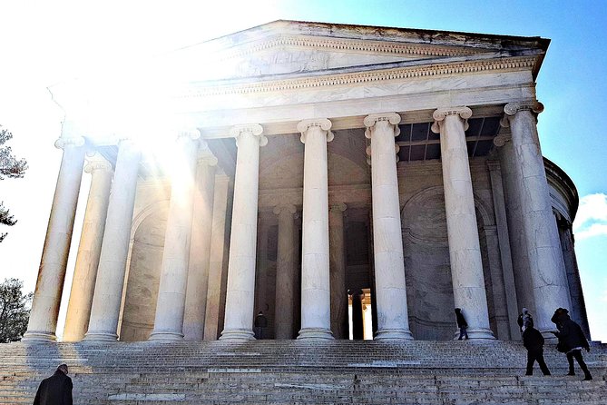 Private Washington DC/Arlington Cemetery Tour for up to 10 Guests - The National Mall in Photo-Op Minutes: What You Can Still Learn