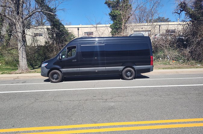 Roberts Luxury Transportation Shuttle Private Sightseeing Tour - Who this private DC shuttle is best for