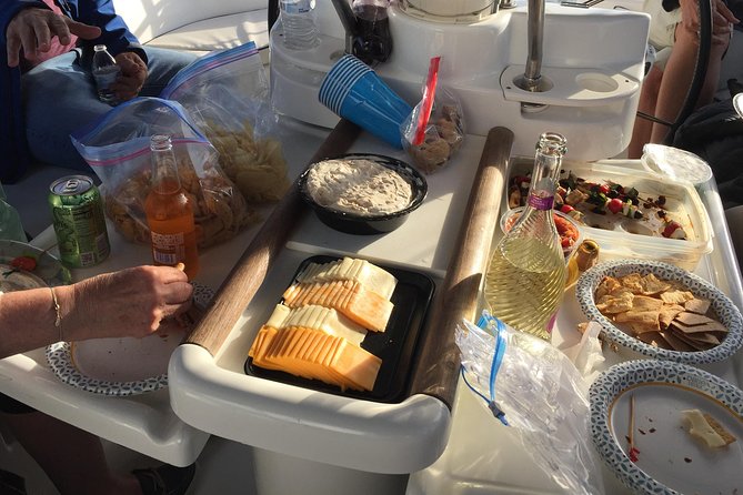 Sailboat Cruise on Chesapeake Bay - Practical planning: the minimum of four and the 24-hour call