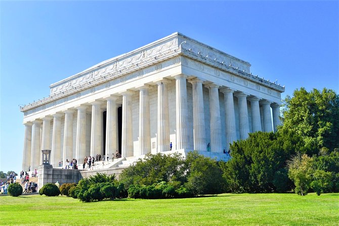 See DC In A Day: Guided Small Group Ultimate Day Tour - Jefferson Memorial and the Tidal Basin: calm views with some wind