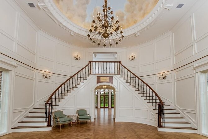 Small Group Washington DC to Thomas Jefferson Monticello Day Tour - The 45-minute official highlights tour inside Jefferson’s home