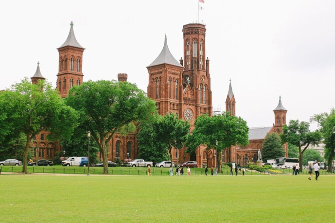 Smithsonian Museums Walking Tour with Reserved Air & Space Entry - Quick hits before you go