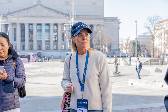 Smithsonian Natural History Museum Semi-Private Guided Tour - Fossil Lab Time and The Last American Dinosaurs