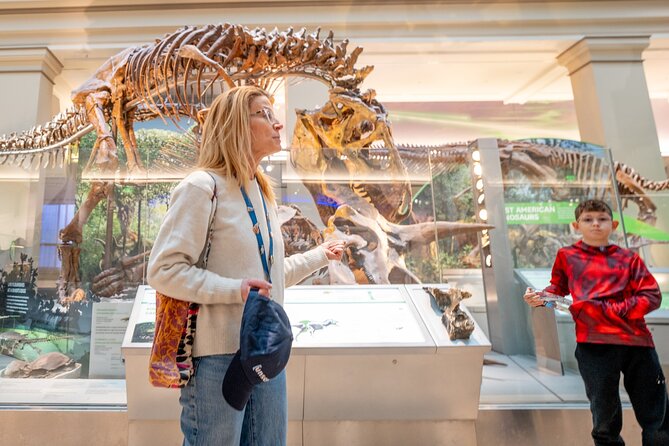 Smithsonian Natural History Museum Semi-Private Guided Tour - Archaeology and Bones: Human and Animal History Stops