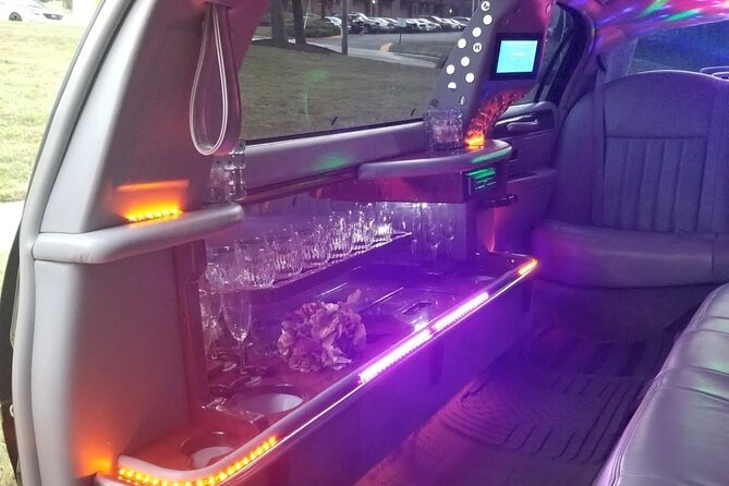 Stretch Limo Private Day & Night Custom Tours of Washington DC - A Note on Tickets and Admissions at Certain Stops