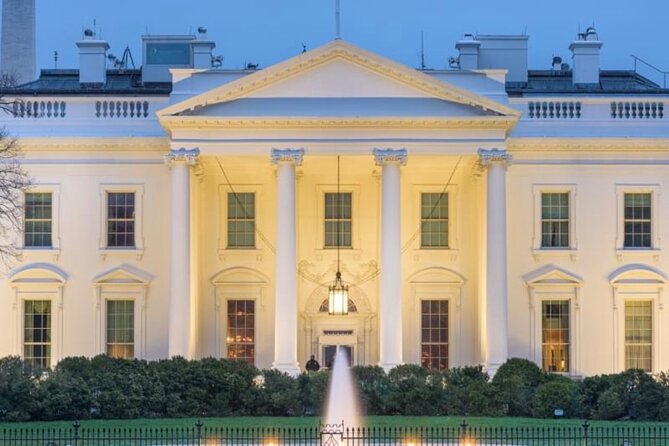 Sweet and Savory Scandalous White House Walking Food Tour - How this tour turns the White House area into a story you can taste