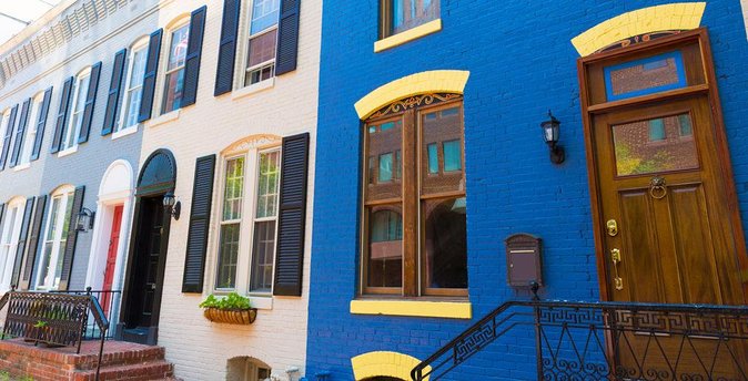 Tastes of Georgetown Food & History Small Group Walking Tour - Drinks, portion size, and the comfort level of a walking meal