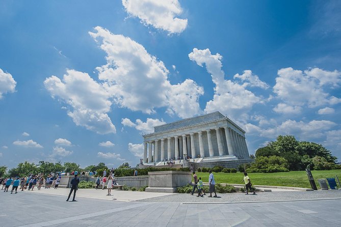 The DC Cherry Blossom Bus Tour with Tidal Basin Guided Walk - Who should book this tour, and who should rethink it