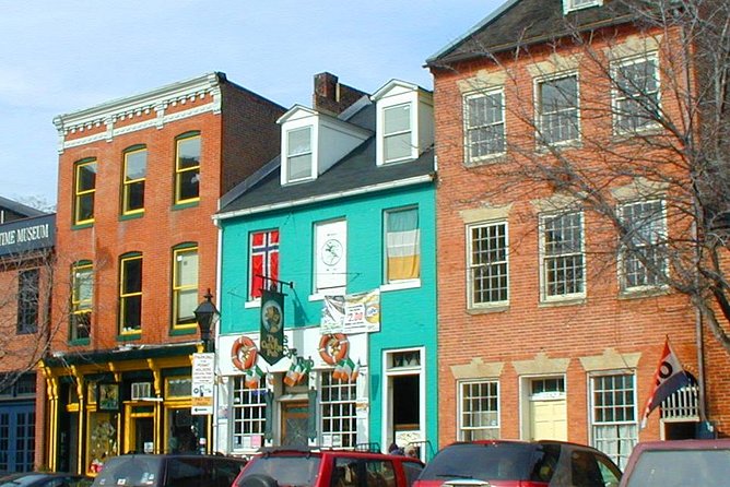 The Original Fells Point Ghost Walk by Baltimore Ghost Tours - Guides you may get: what their styles have in common