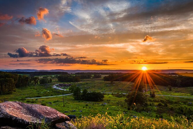 Ultimate Gettysburg Battlefield Self-Guided Audio Bundle Tour - Day 2 terrain: Longstreet, Eisenhower detour, Warfield Ridge, Little Round Top, and the monuments