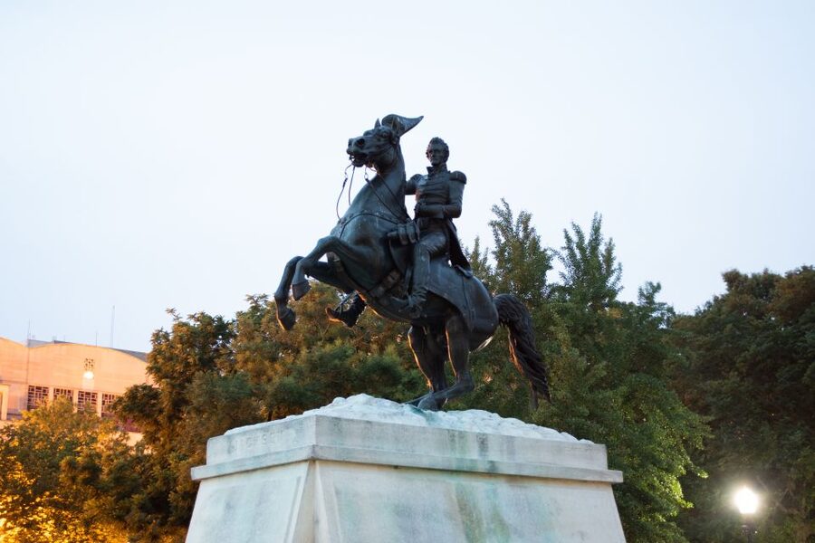 Washington D.C.: Dark Nights in D.C. Ghost Tour - Setting The Mood Outside The Octagon Museum