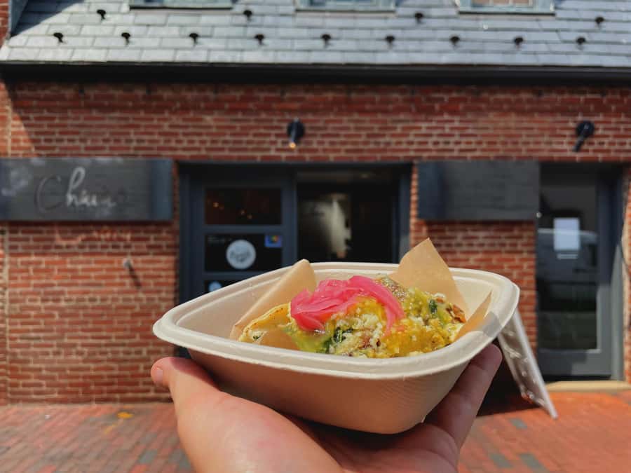 Washington D.C.: Georgetown Guided Secret Food Tour - Guide quality varies, and timing is the one variable to watch