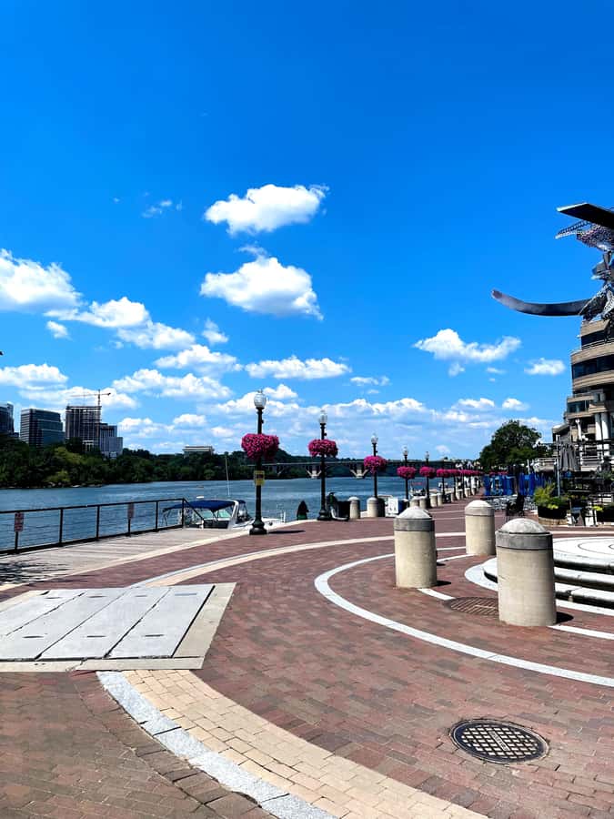 Washington D.C.: Georgetown Guided Secret Food Tour - Federal-style townhouse dining and the DC-history flavor you get with a guide