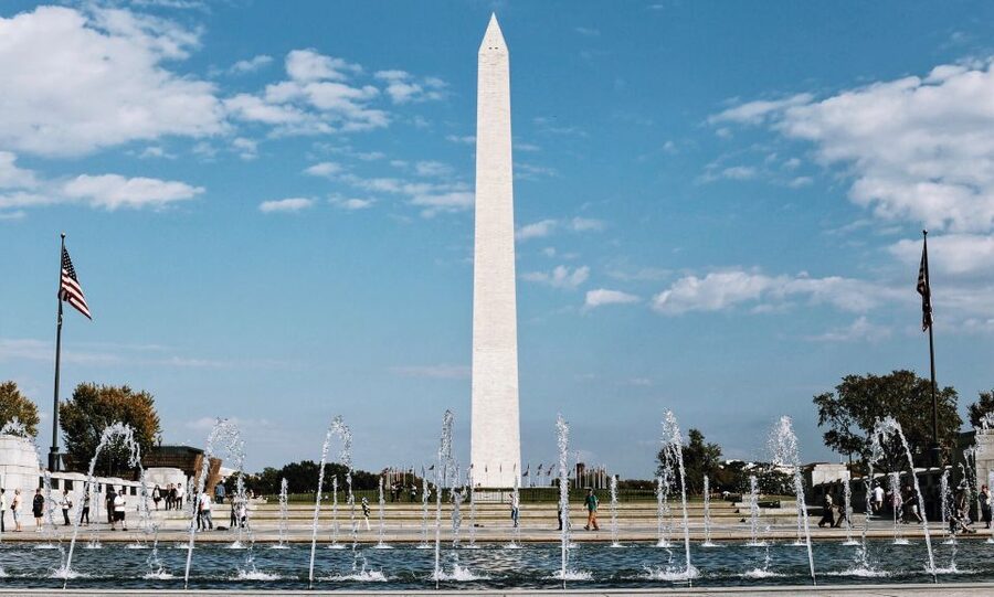 Washington, D.C: National Mall Tour with Monument Ticket - Lincoln Memorial and the surrounding symbols you will actually notice
