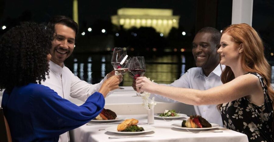 Washington DC: Christmas Eve Gourmet Brunch or Dinner Cruise - Christmas Eve on the Potomac, with Odyssey views of DC