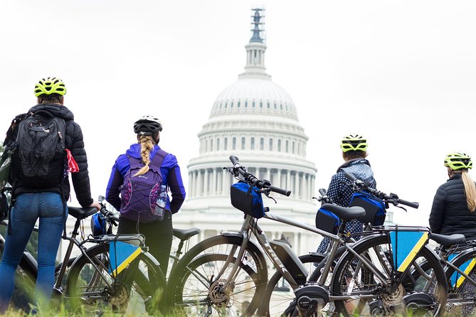 Washington DC eBike Rental with Helmet and Handlebar Bag for 16+ - National Mall Sweep: White House to Vietnam Memorial to Lincoln