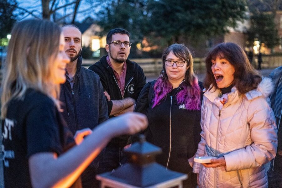 Washington DC: Ghosts Boos and Booze Haunted Pub Crawl - Should you book this haunted pub crawl in DC?