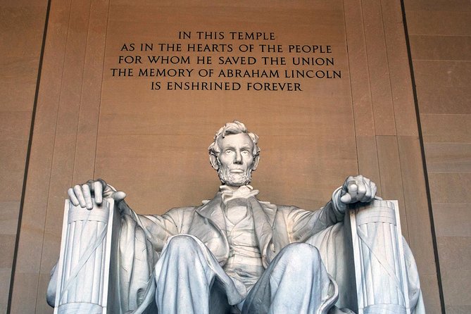 Washington DC Highlights Tour with Top Landmarks and Memorials - Martin Luther King Jr. Memorial, then Lincoln and Vietnam: a guided walking cluster