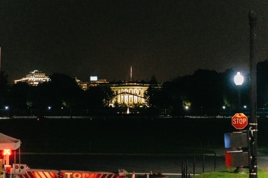 Washington DC: Monuments by Moonlight Nighttime Trolley Tour - Timing and Walking Pace: How to Avoid Feeling Rushed