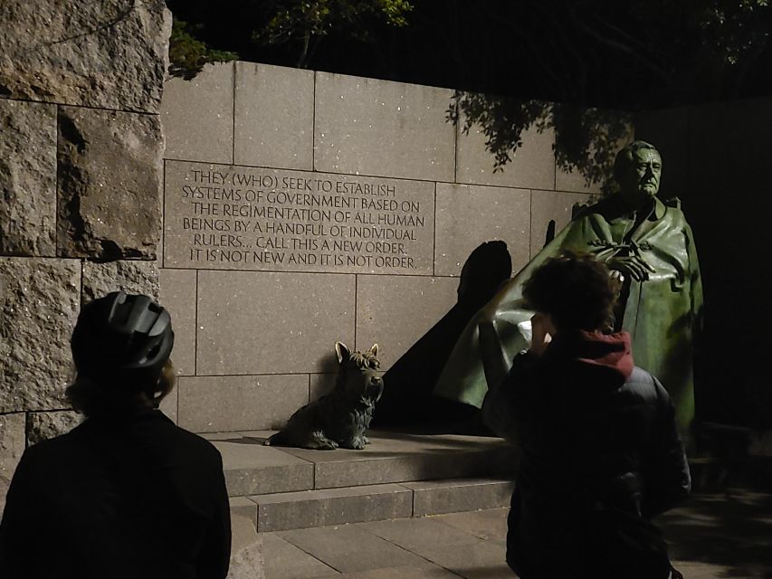 Washington DC: Monuments by Night Bike Tour - Timing, Lighting, and Photo Strategy for Lit-Up Monuments