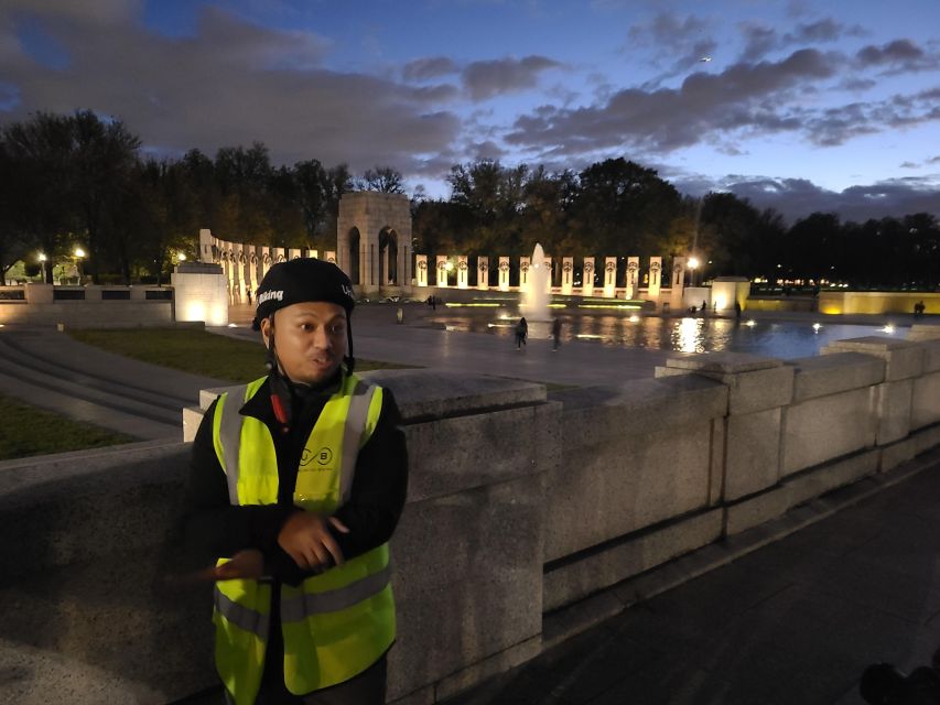 Washington DC: Monuments by Night Bike Tour - Gear and Comfort: A Flat 4-Mile Ride With Night Safety Basics
