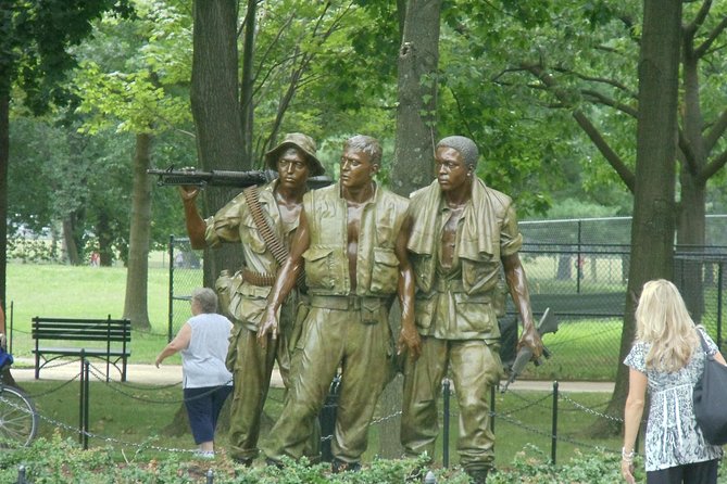 Washington DC Monuments self-guided walking tour & scavenger hunt - Price and group size: a small per-group cost that can feel big value