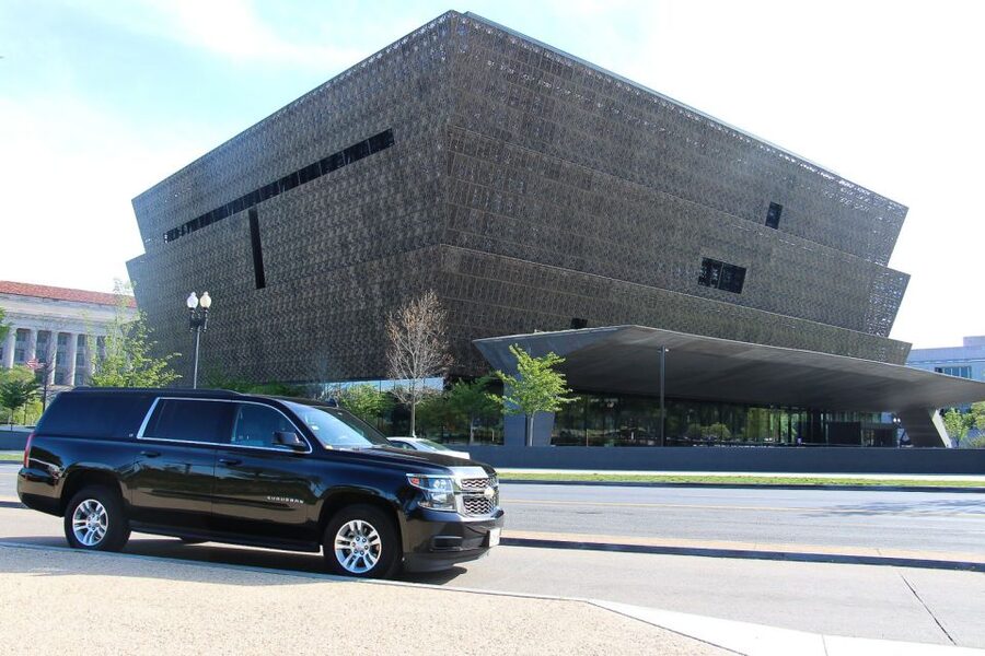 Washington DC: Multilingual Private Day or Evening SUV Tour - Night tour option: what changes when the monuments are lit up