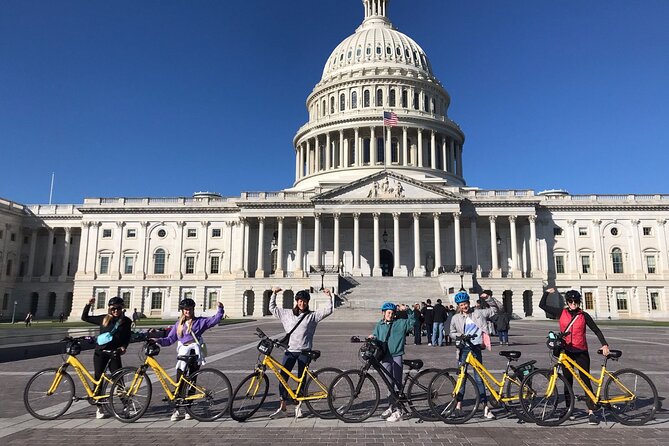 Washington DC National Mall Bike Rentals - Your self-guided day: White House, Lincoln Memorial, and Smithsonian time
