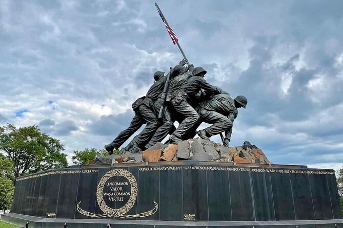 Washington DC Night-Time City Tour - Korean War, Iwo Jima, Einstein, and the war memorial sequence