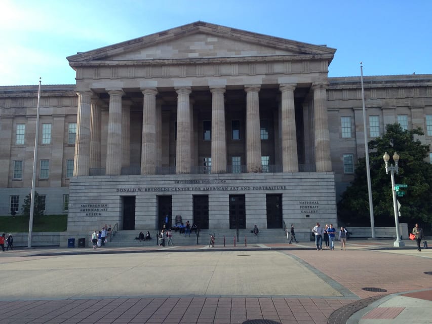 Washington DC: Nighttime Express Sightseeing Tour - F.D. Roosevelt and World War II: The Memorials That Feel Like a Whole Chapter