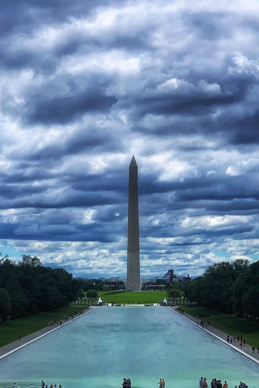 Washington DC: Nighttime Express Sightseeing Tour - Meeting at the Hyatt Regency and What That Means for Your Evening