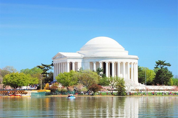 Washington DC "See the City" Guided Sightseeing Segway Tour - World War II to Washington Monument: photo stops that still feel useful