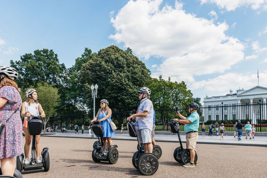 Washington DC: See the City Segway Tour - Capitol, National Archives, and Freedom Plaza finish