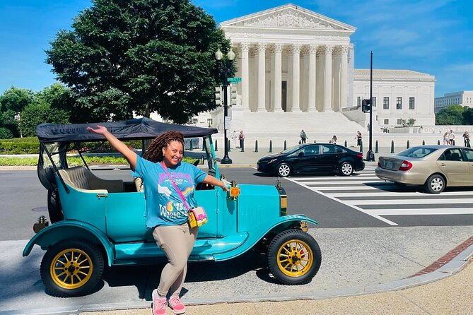 Washington DC Sightseeing Tour by Electric cart or Vintage Car - World War II Memorial and Martin Luther King Jr. Memorial: Meaning Without the Marathon