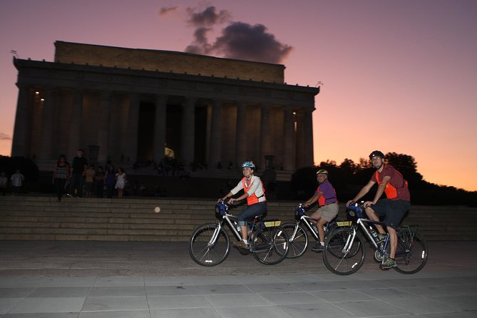 Washington DC Sites at Night Guided Bicycle Tour - Stop-by-Stop: What You See From Washington Monument to Jefferson