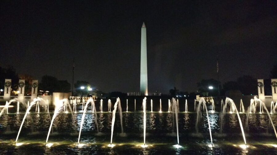 Washington DC: Small-Group 3-Hour Night Tour - Making the most of the free Smithsonian Museum guide