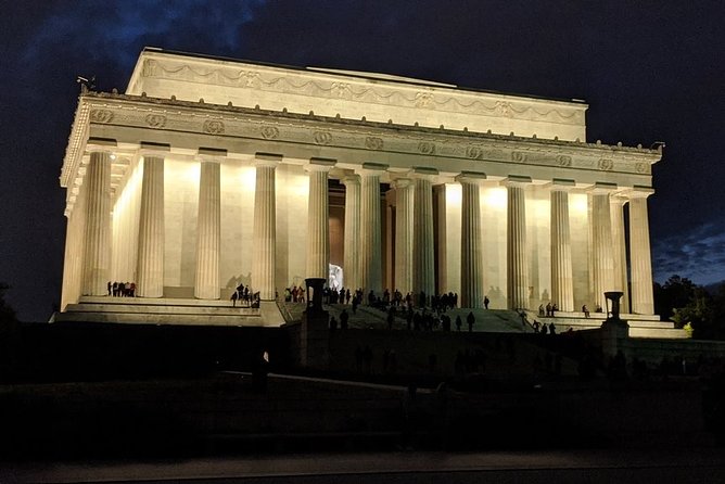 Washington DC Small-Group Evening City Tour - Monuments look better at night, and you get time to see why