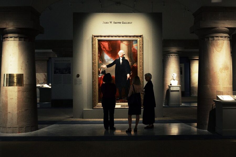 Washington DC: Smithsonian American Art Museum Private Tour - National Portrait Gallery Focus: Faces, Identity, and Power