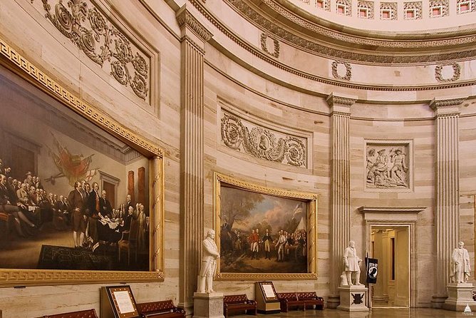 We the People Tour: The Essence of Liberty - Guide service that changes the feel of the day