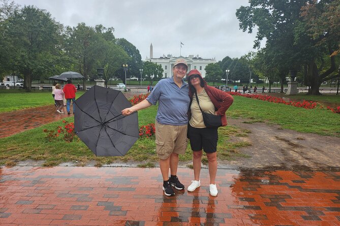 White House and National Mall Highlights with Lincoln Memorial - Walking reality: shoes, weather, and heat breaks that keep the tour humane